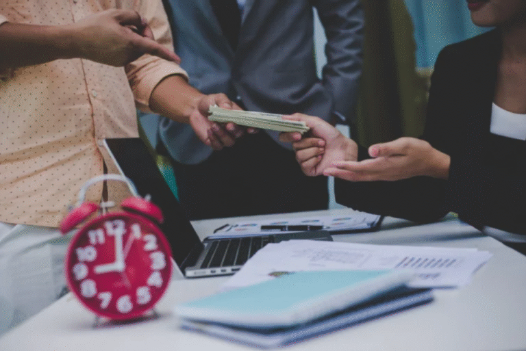 Determining the Right Bonus Structure: Advice from Salary Benchmarking Experts